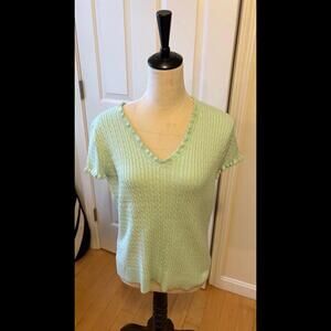 Short sleeve sweater